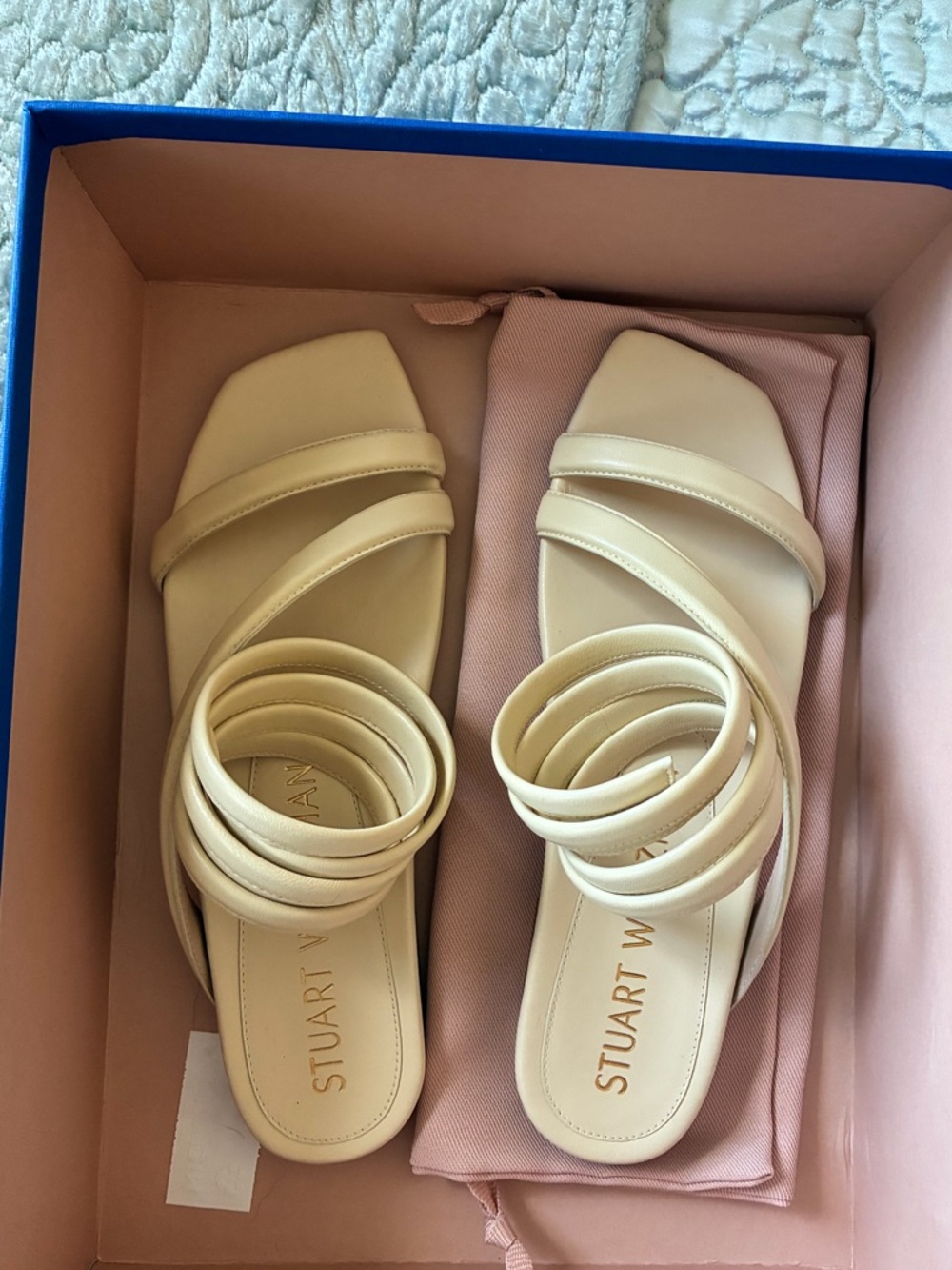 STUART WEITZMAN | beatrix flat wrap sandal in cream - Picture 2 of 7